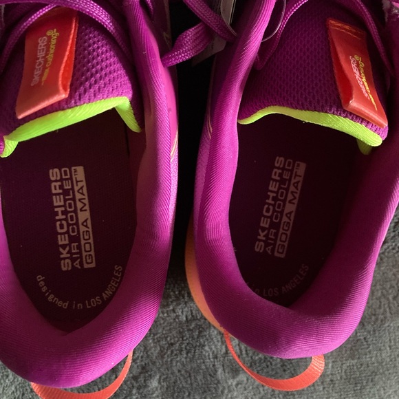 Skechers Vibrant Pink Athletic Shoes - Picture 5 of 8